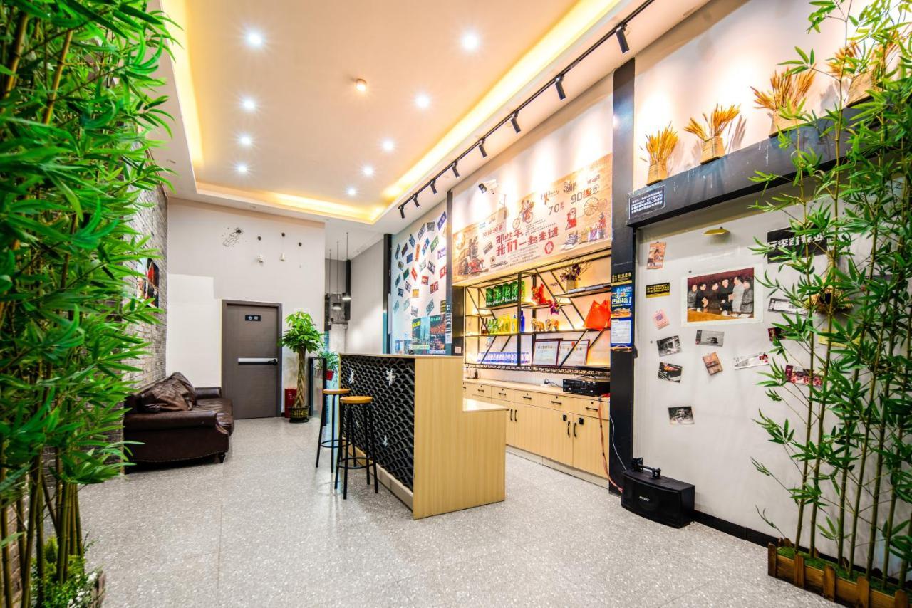 Riverside International Youth Hostel阅江老院青年旅舍 Chongqing Exterior photo